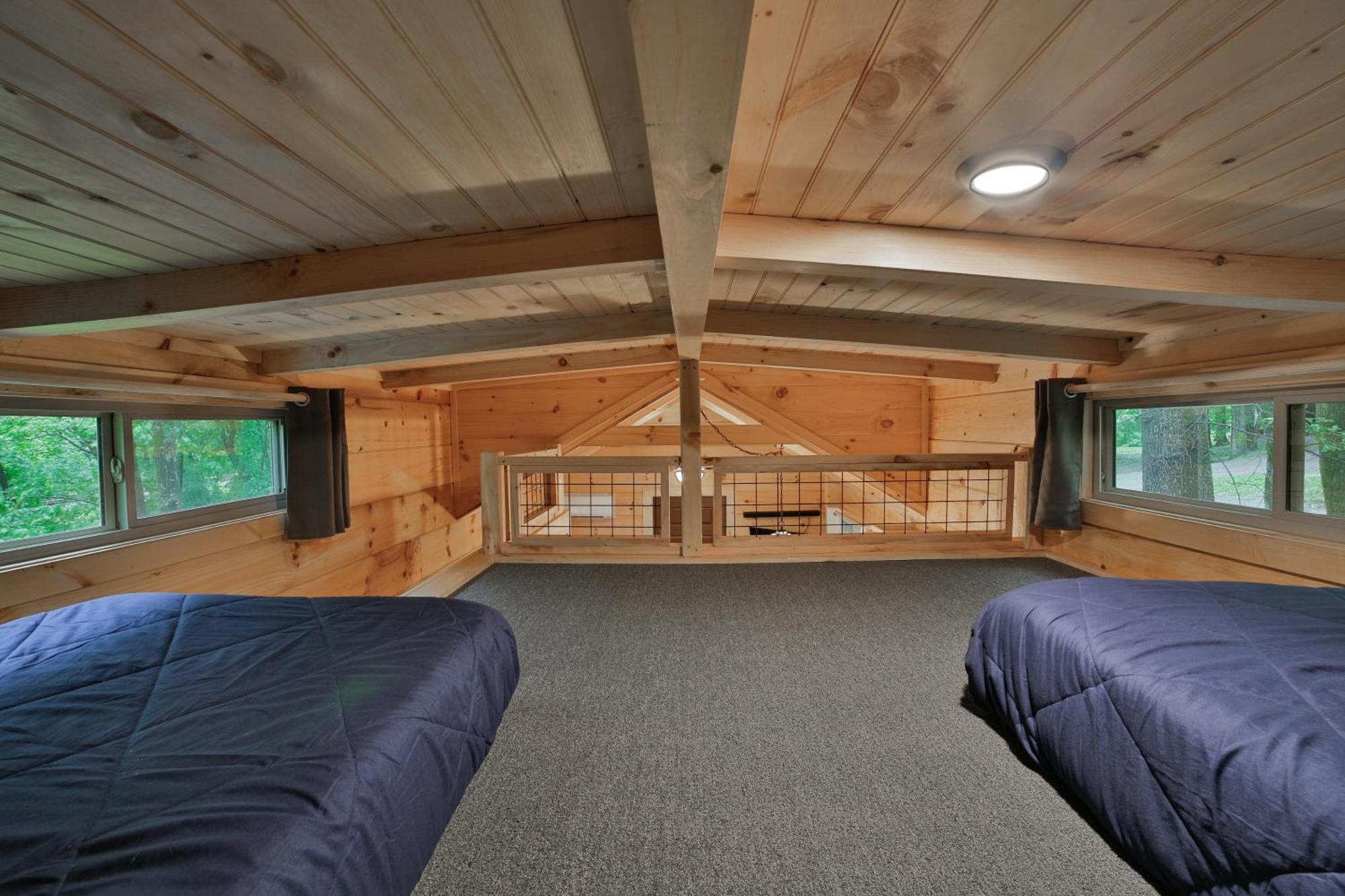 Lena Wooded Tiny - Hot Tub Holiday home *